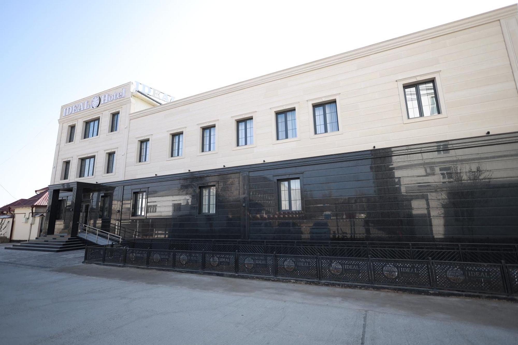 Ideal Hotel Nukus Bagian luar foto
