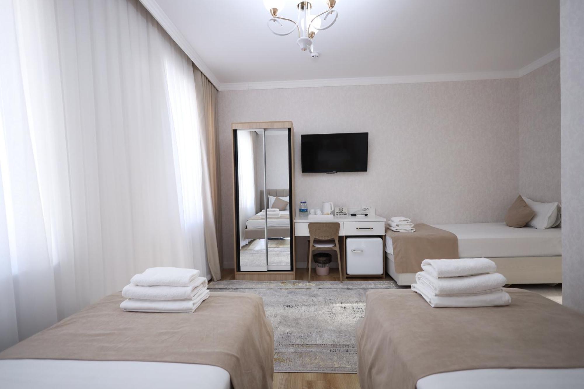 Ideal Hotel Nukus Bagian luar foto